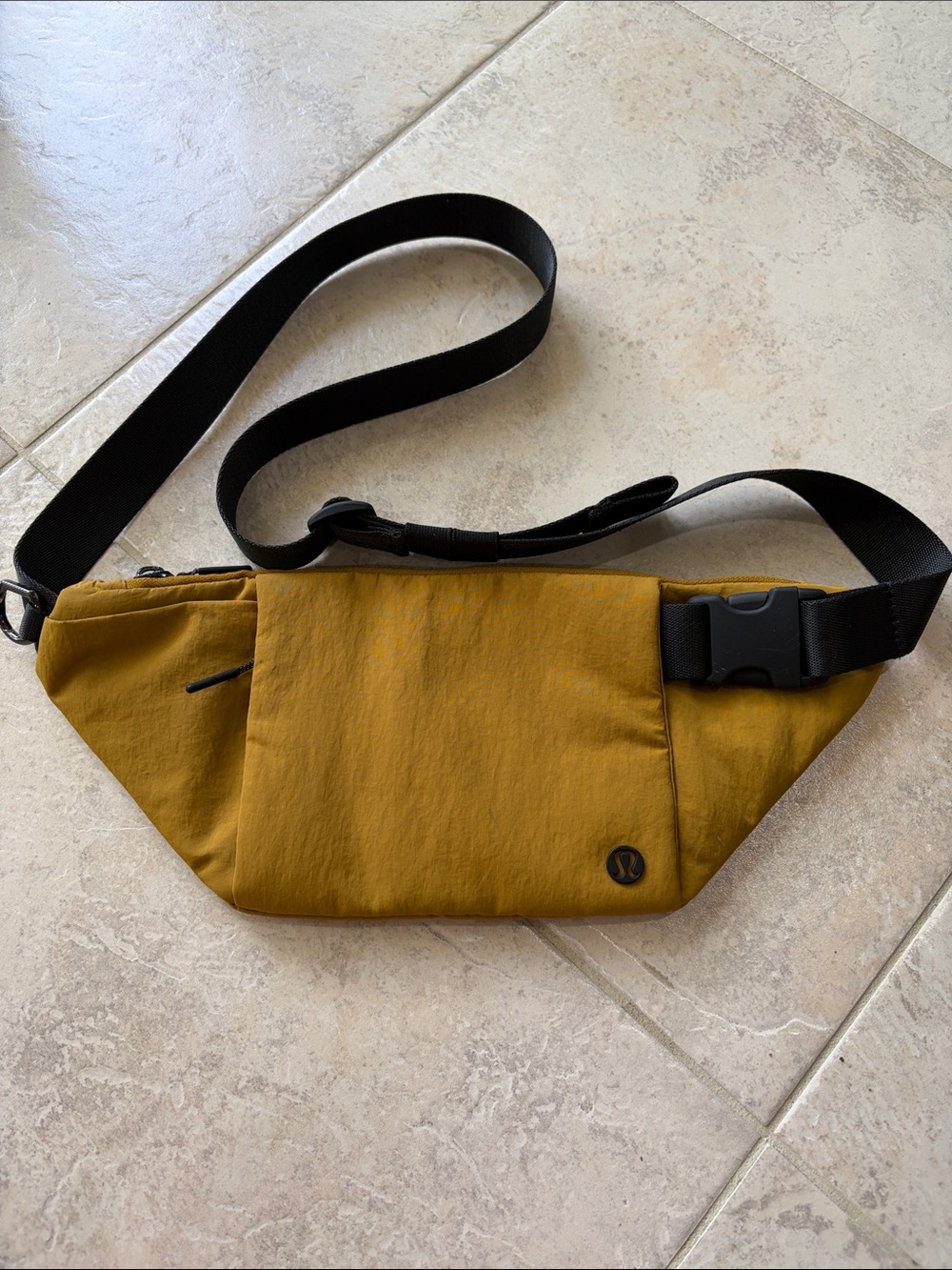lululemon athletica Mustard Yellow Crossbody Belt Bag with Black Strap